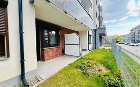 Ts Gold New Town Apartment & Free Private Parking